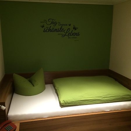 Landhotel Restaurant Schuetzenhof Ulmbach Bagian luar foto